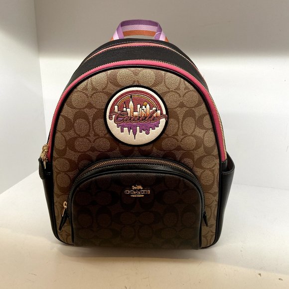 Coach Court Backpack In Blocked Signature Canvas With Souvenir Patches c6920 - Picture 1 of 11